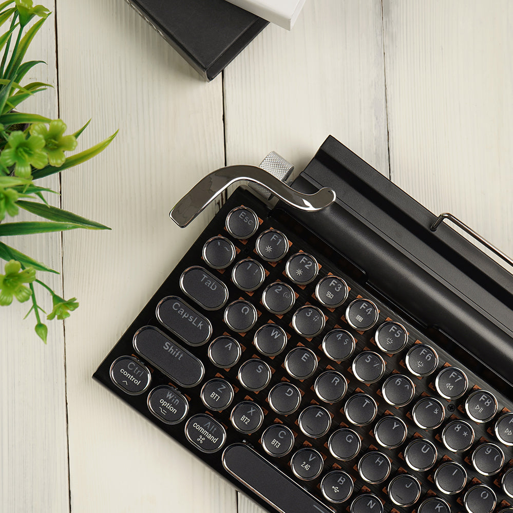 TW1867 Retro typewriter keyboard black
