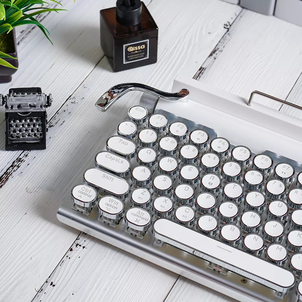 TW1867 Retro typewriter keyboard white